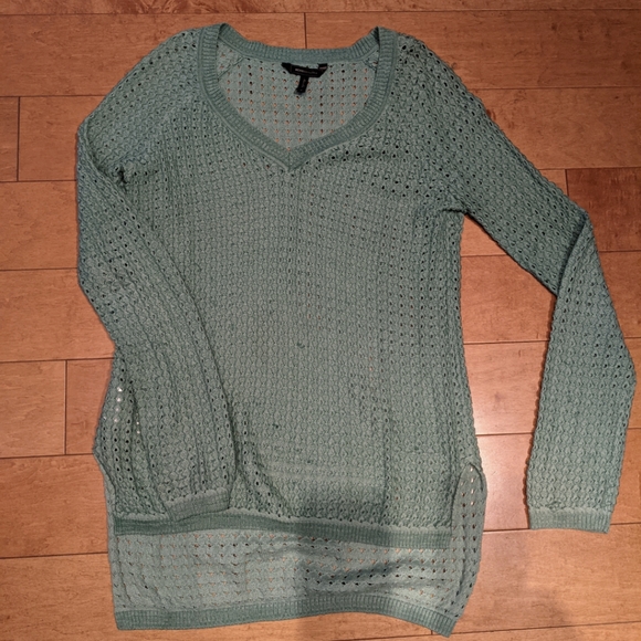 BCBG MAXAZRIA silk sweater - Picture 2 of 3